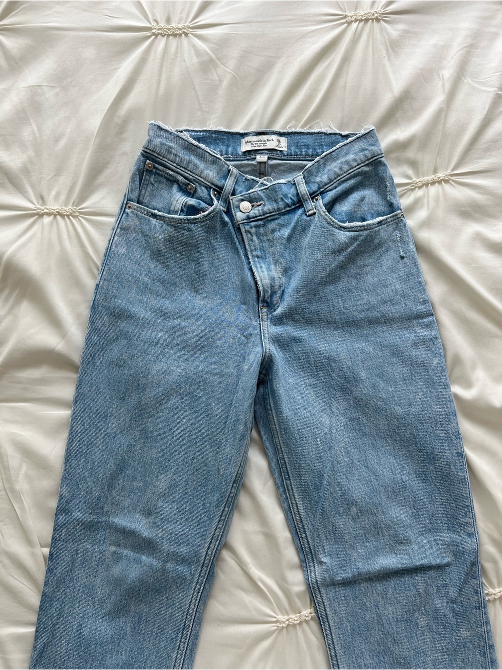 Abercrombie & Fitch 90s Straight Ultra High Rise